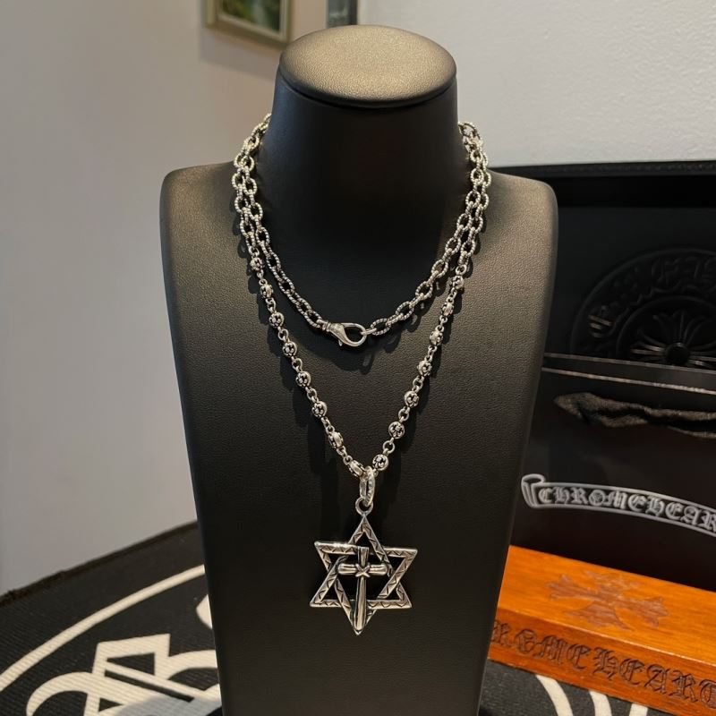 Ch*0me He**ts necklaces